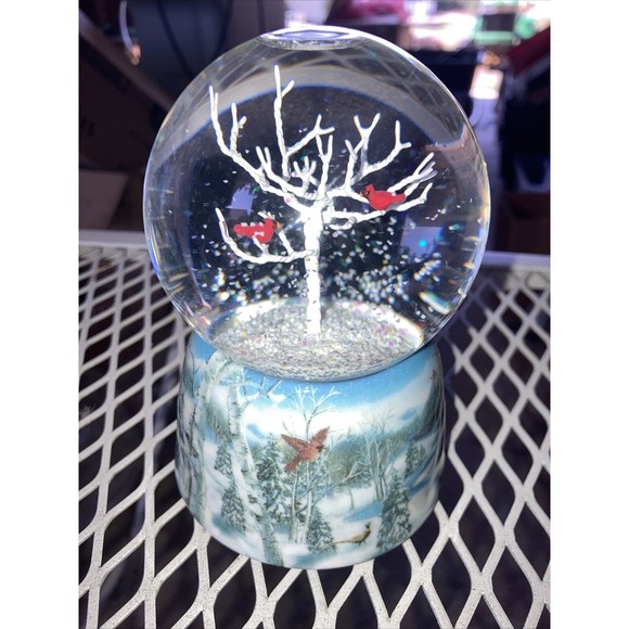 Roman Christmas Snow Globe Music Box “Winter Wonderland” - Picture 1 of 3